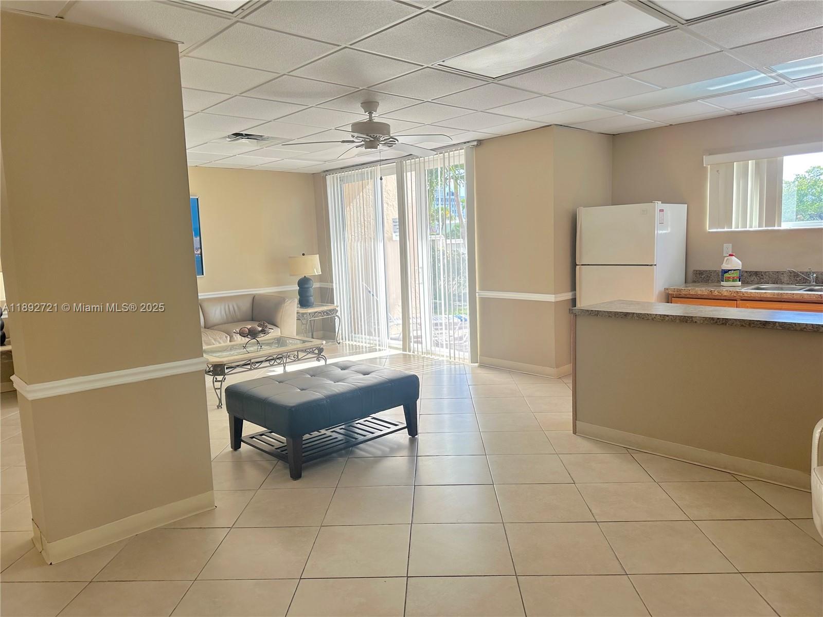 VICTORIA PARK TOWER CONDO - Residential Lease