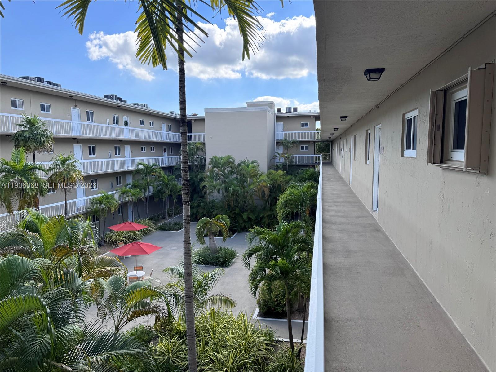 VILLAGE OF KINGS CREEK CO - Residential