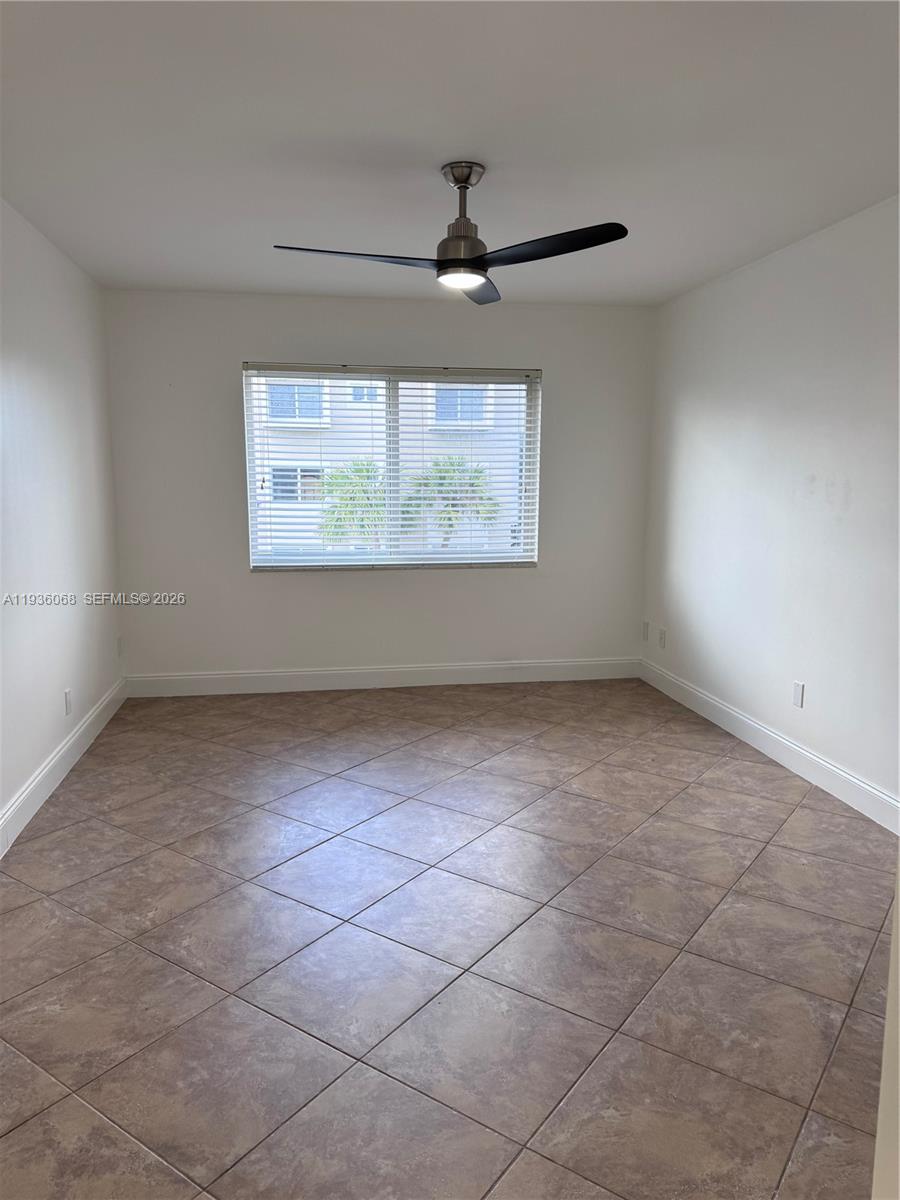 VILLAGE OF KINGS CREEK CO - Residential