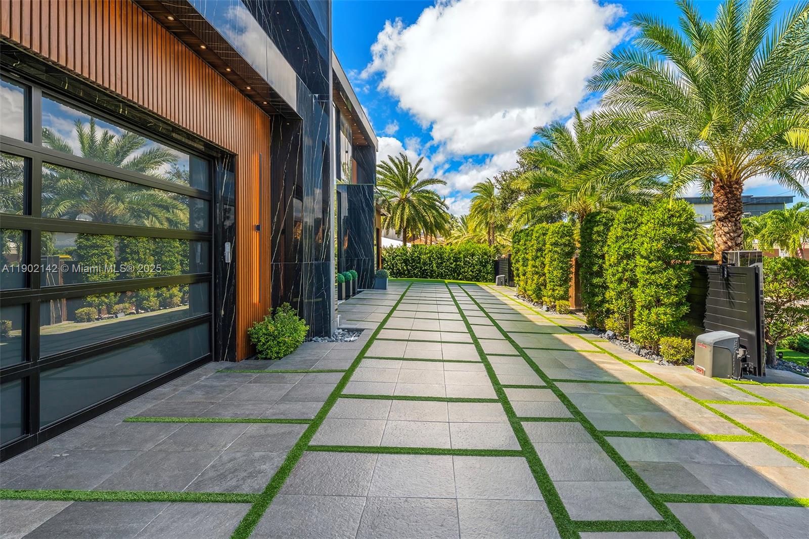 SUNRISE - Residential