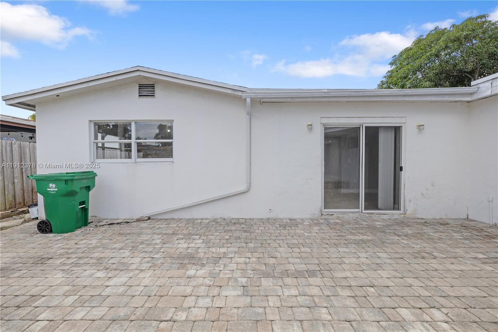 MIRAMAR PARK THIRD ADD - Residential