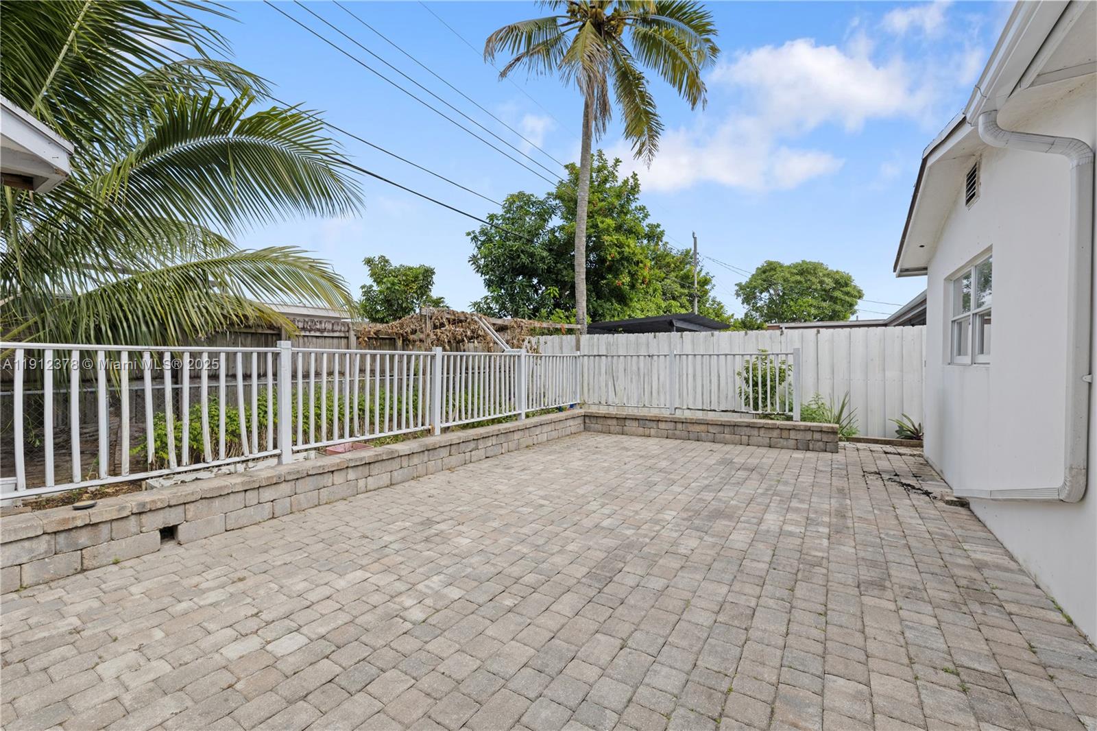 MIRAMAR PARK THIRD ADD - Residential