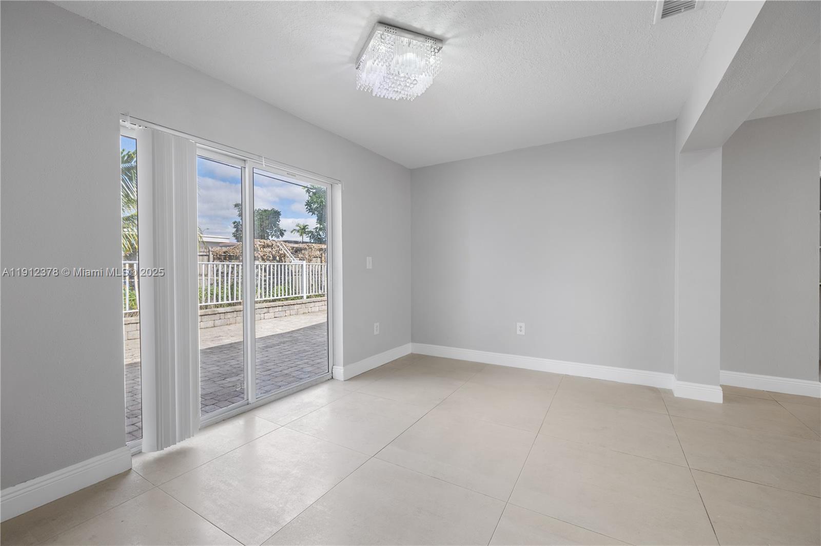 MIRAMAR PARK THIRD ADD - Residential