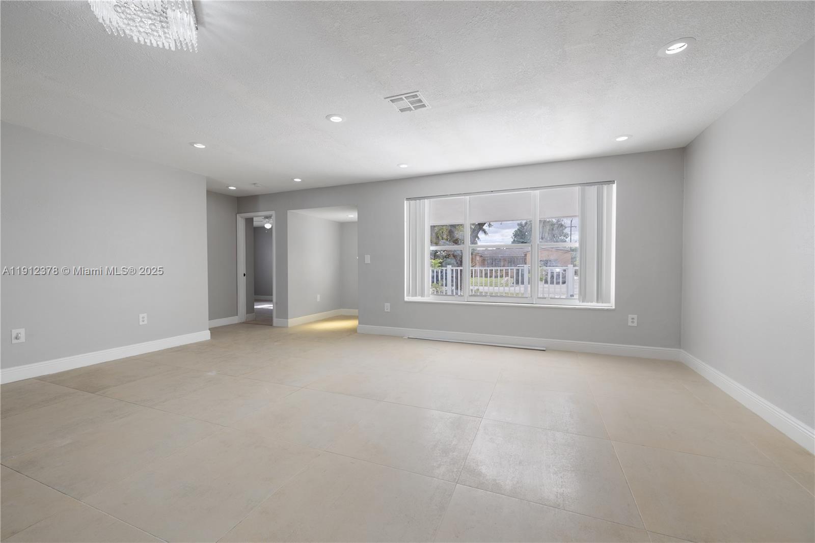 MIRAMAR PARK THIRD ADD - Residential