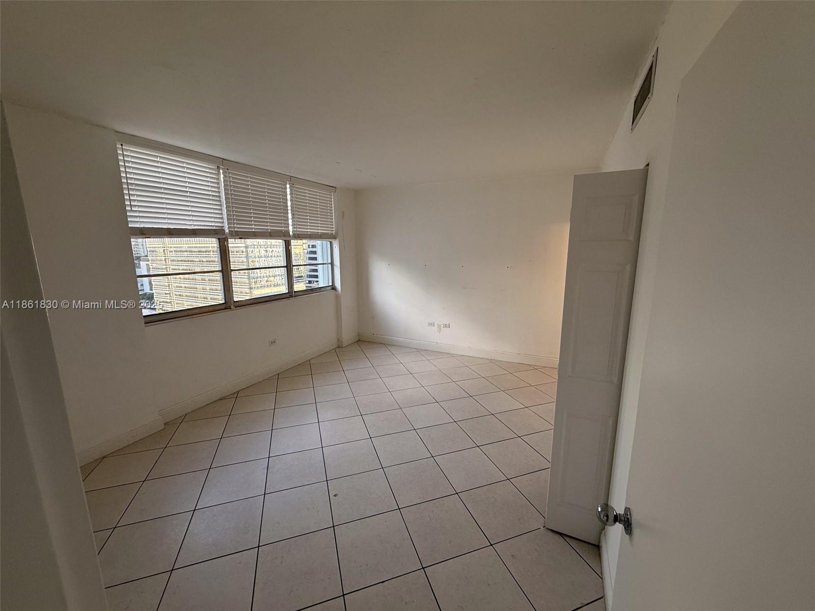 FOUR AMBASSADORS CONDO PH - Residential Lease