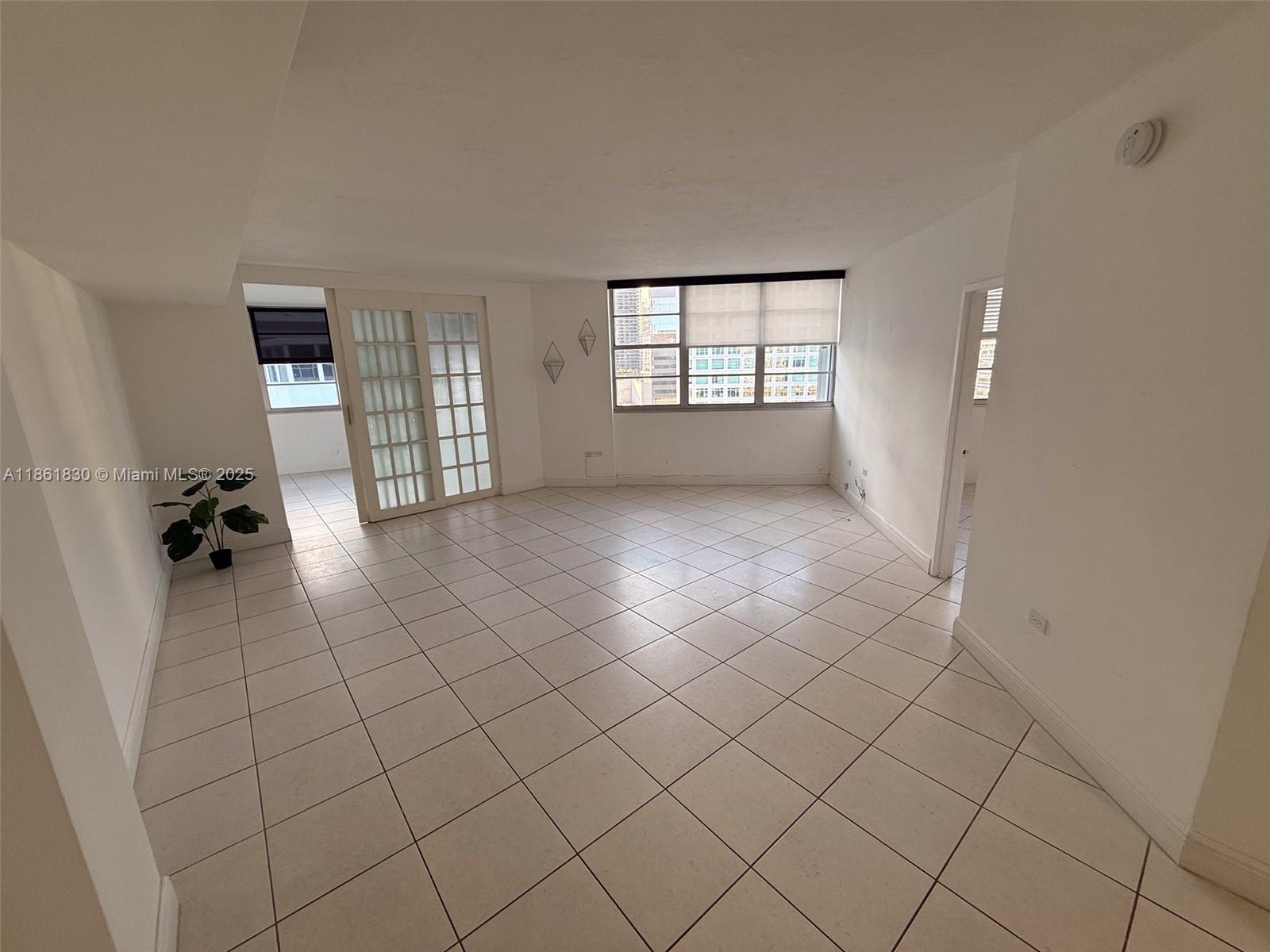 801 Brickell Bay Dr 2064