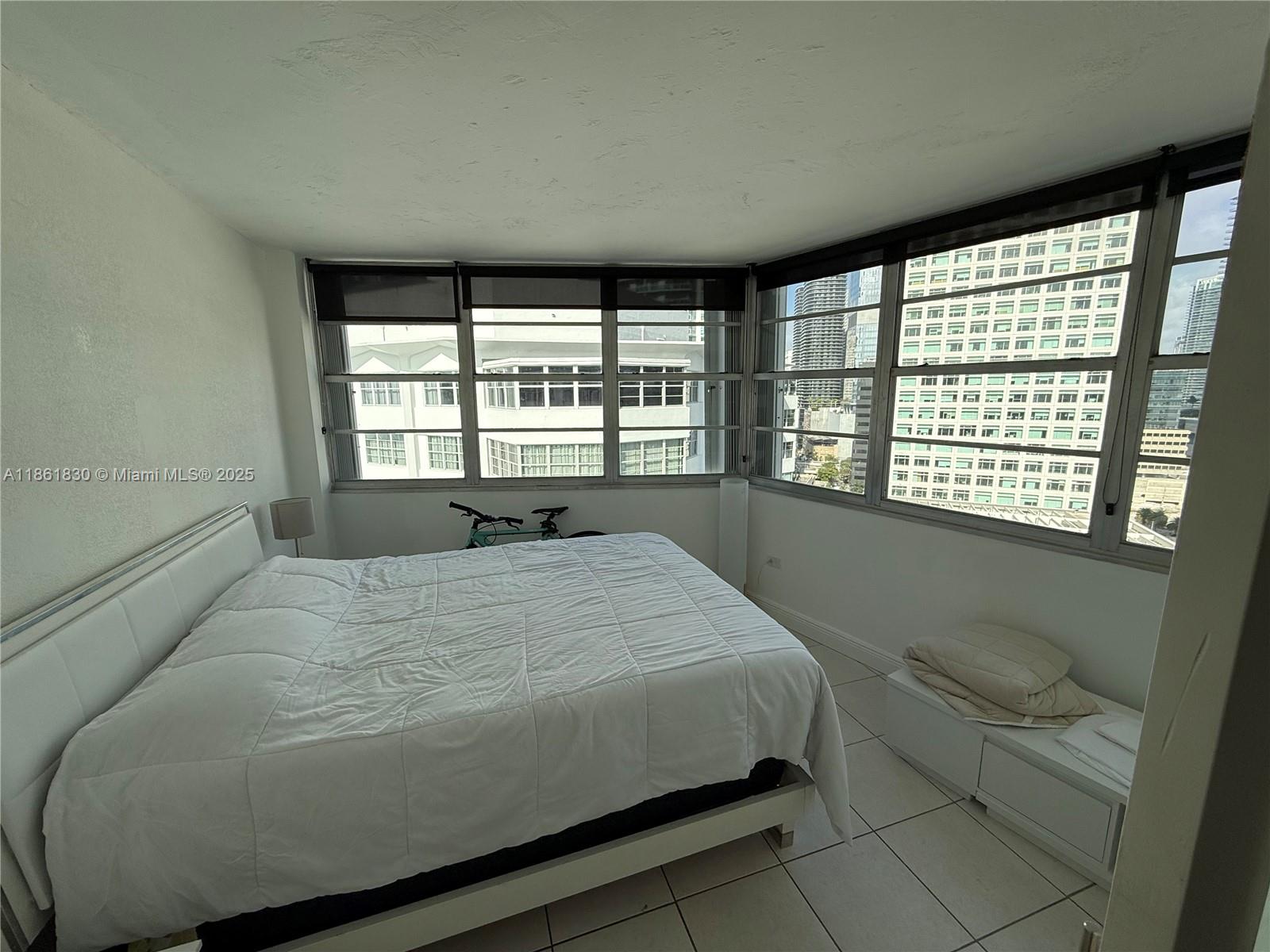 FOUR AMBASSADORS CONDO PH - Residential Lease