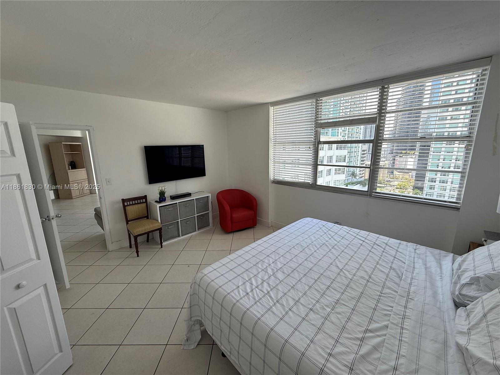 FOUR AMBASSADORS CONDO PH - Residential Lease