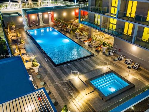 METROPICA NORTH TOWER ONE - Residential