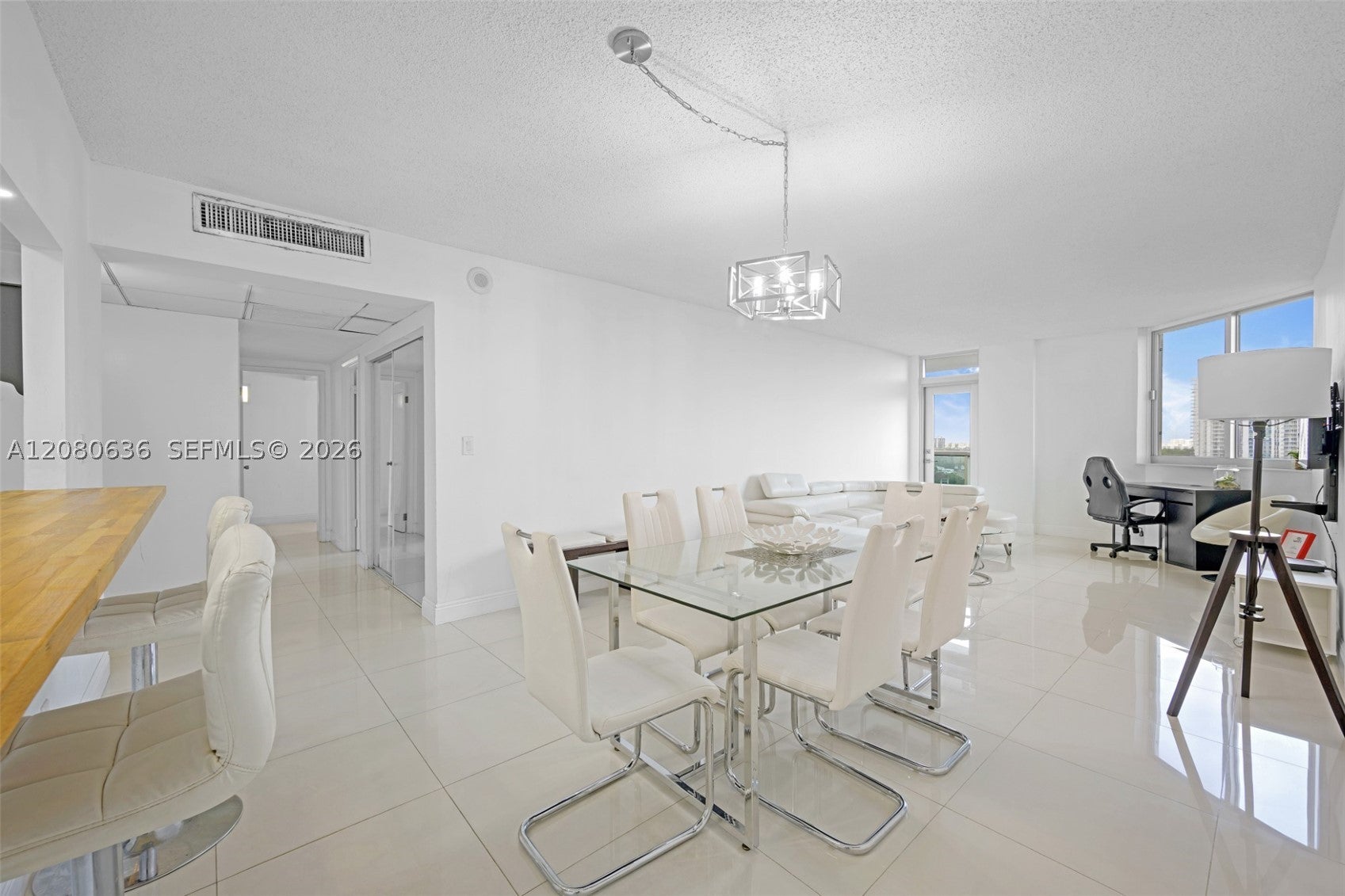 19370 Collins Ave 1426