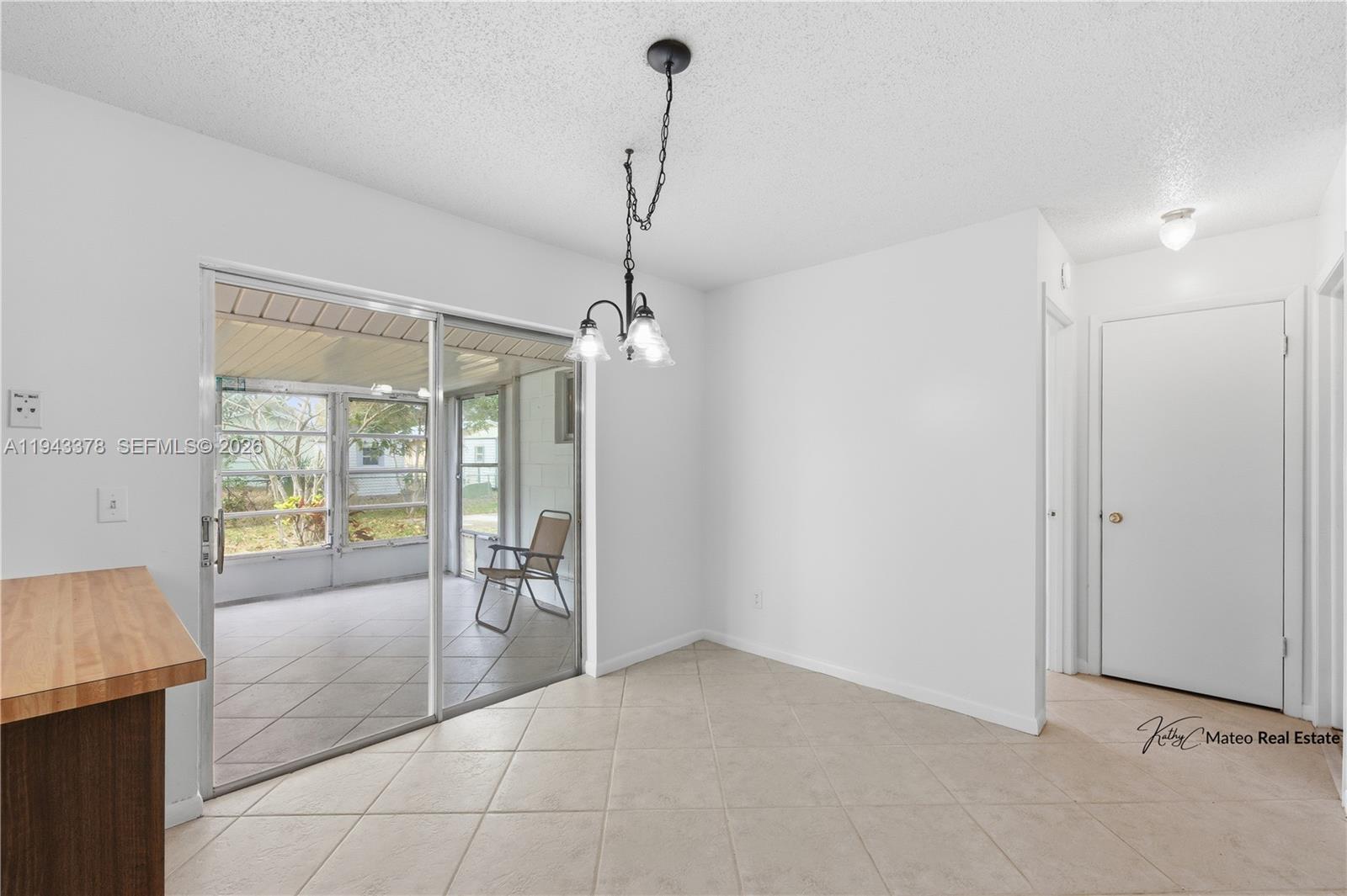 LAURELWOOD UNIT 1 - Residential