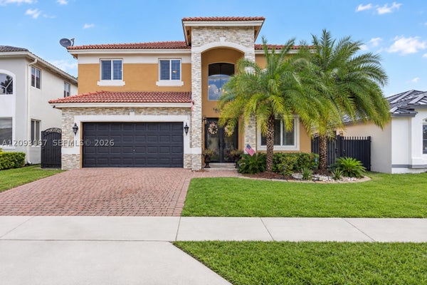 21043 SW 92ND PL, CUTLER BAY, FL 33189 - Image a0f14b6507105e79f6a697dff8a4b990/198301091
