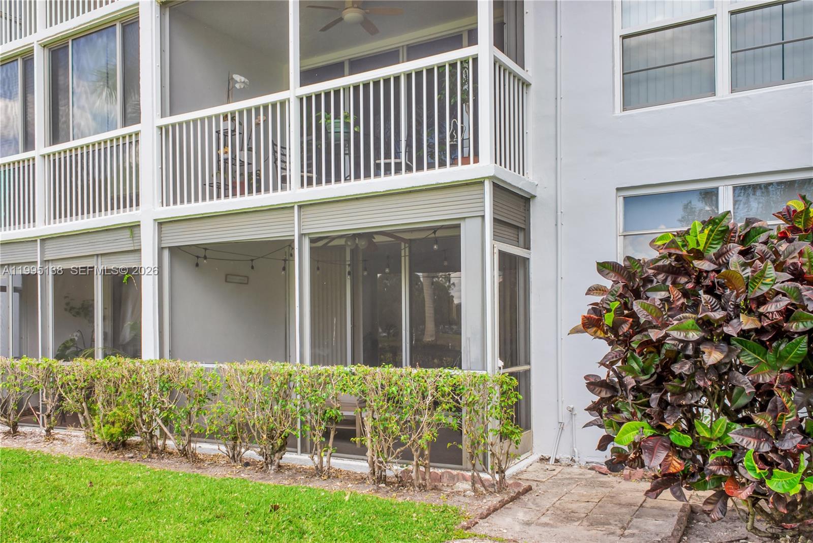 NO 38 PALM-AIRE COUNTRY C - Residential