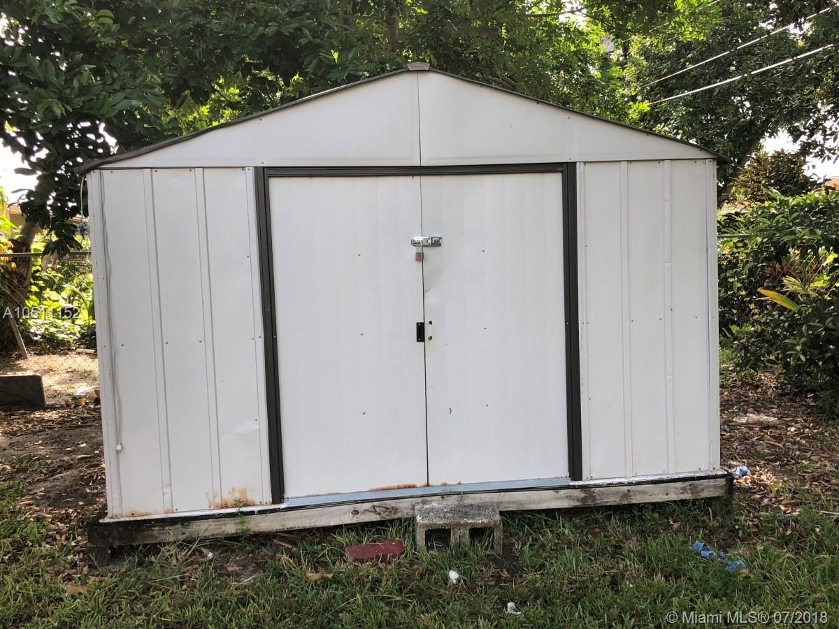 RADIO HEIGHTS - Residential