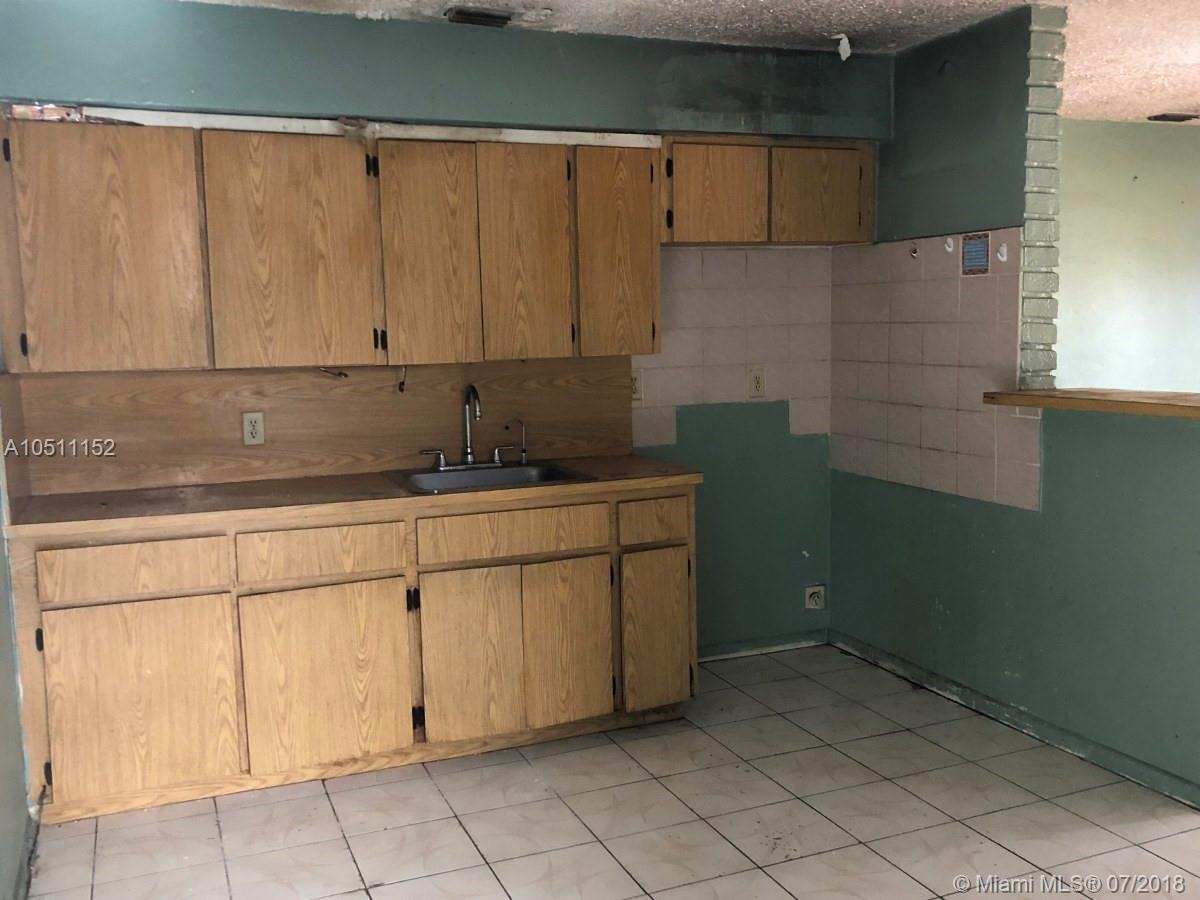 RADIO HEIGHTS - Residential