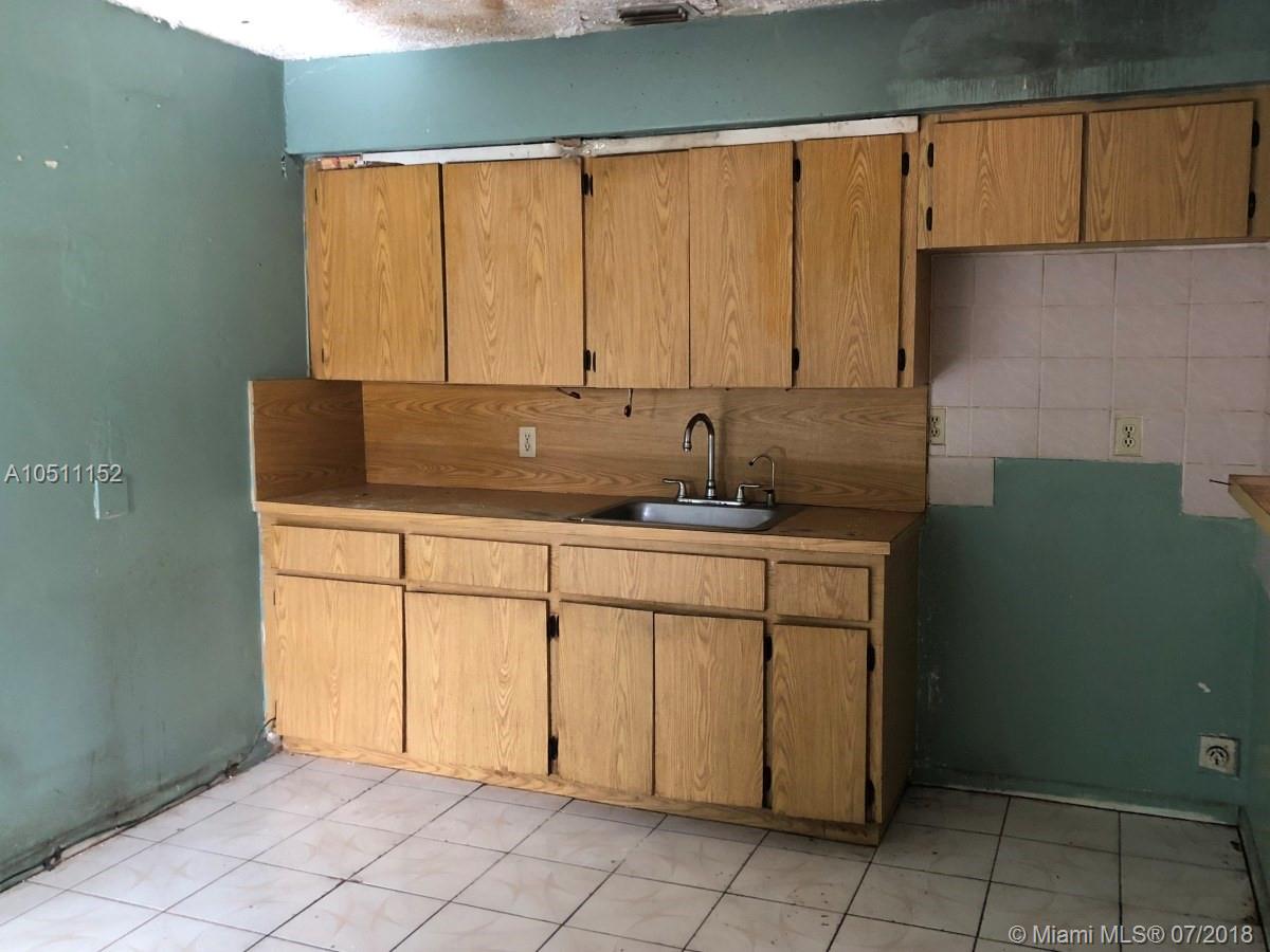 RADIO HEIGHTS - Residential