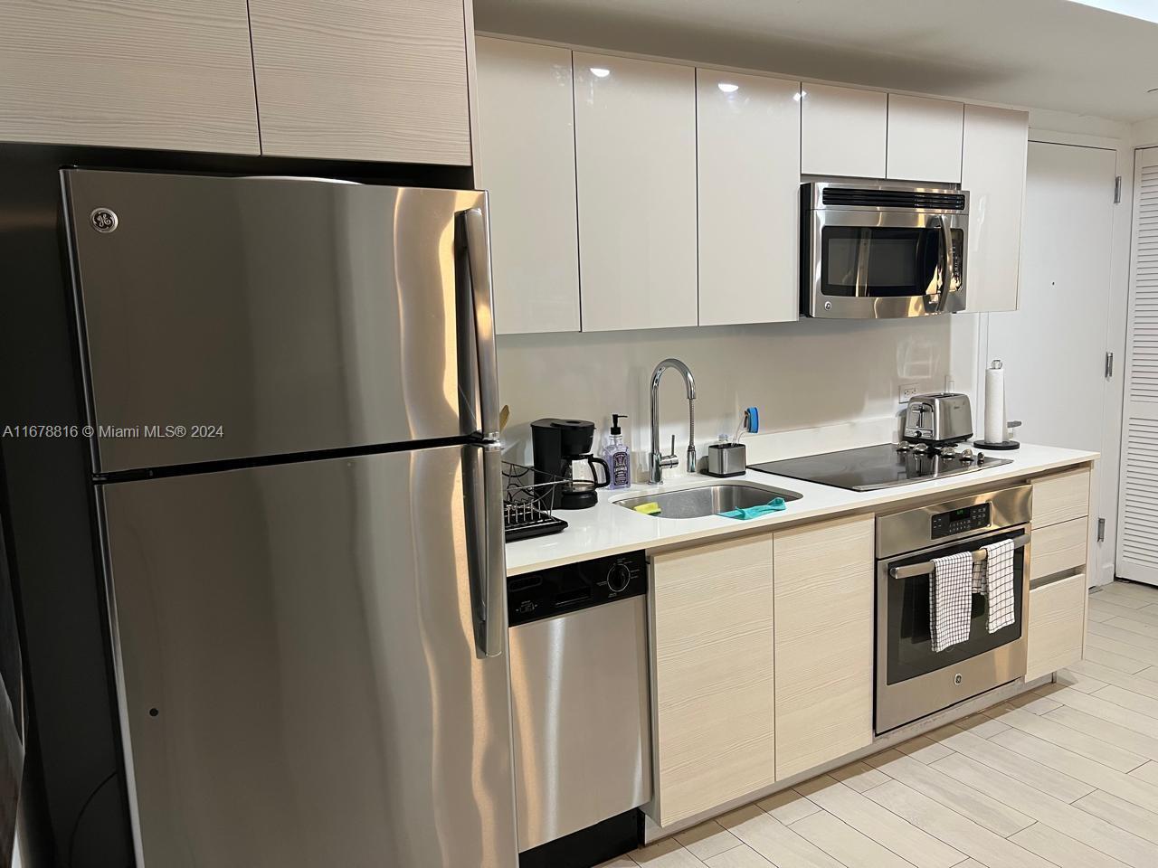 BEACHWALK CONDOMINIUM - Residential