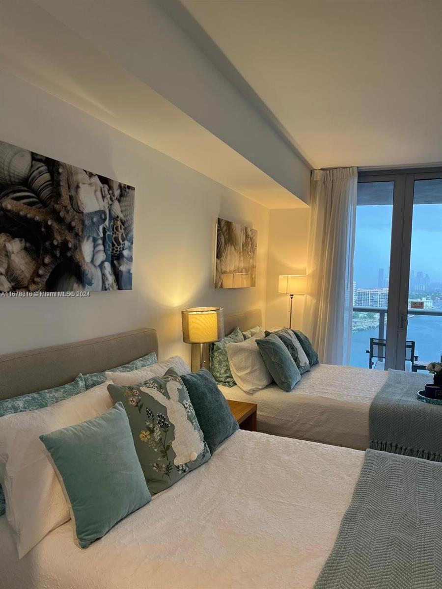 BEACHWALK CONDOMINIUM - Residential