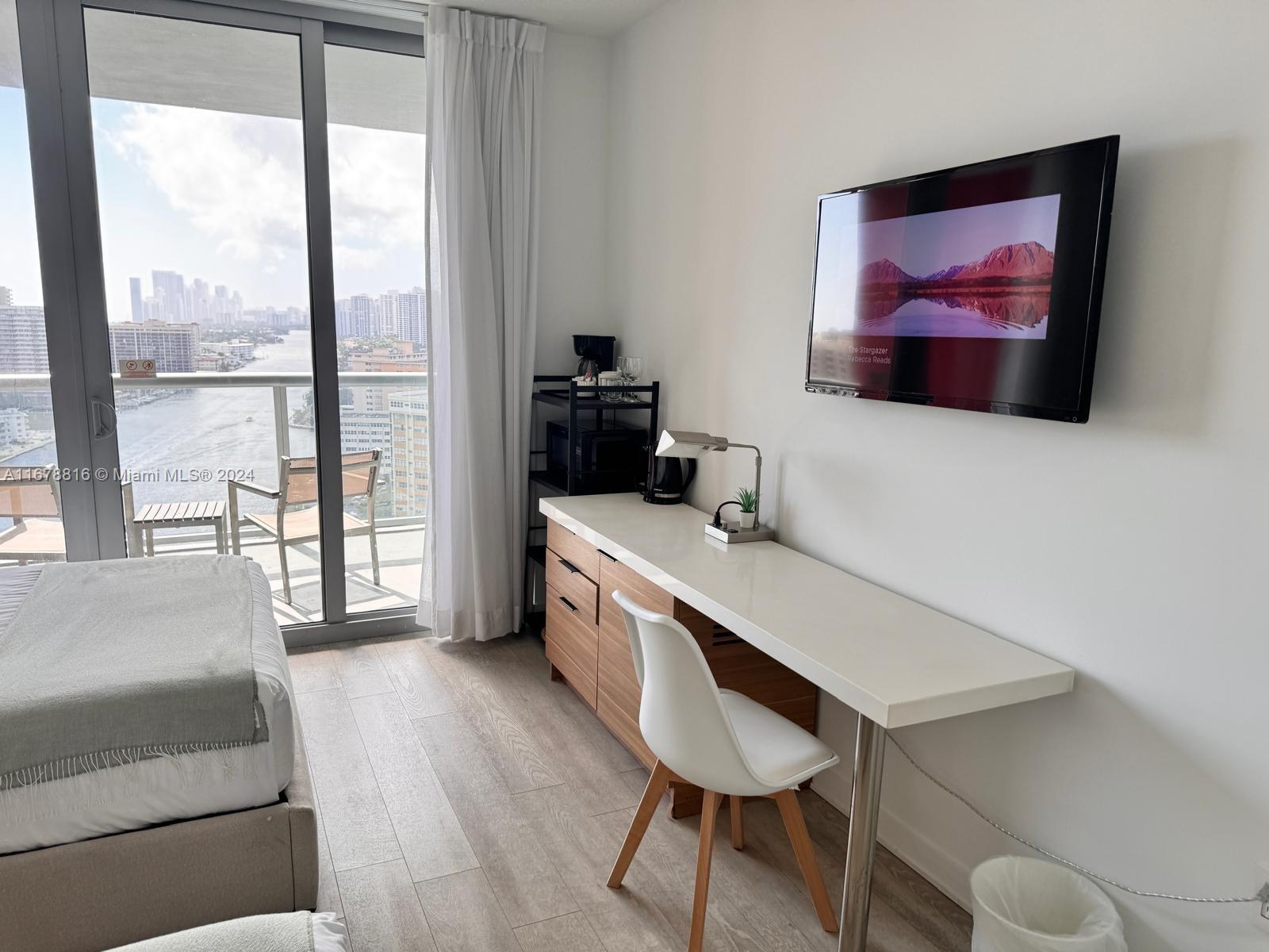 BEACHWALK CONDOMINIUM - Residential