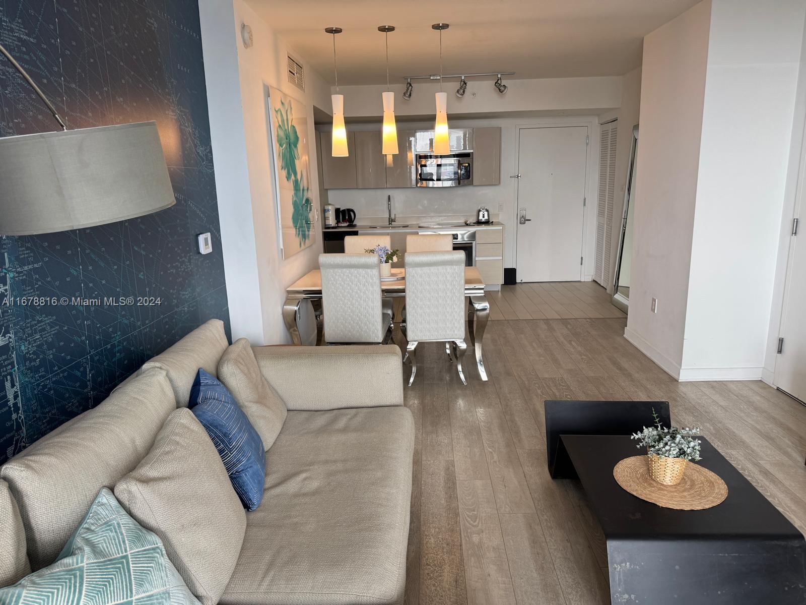 BEACHWALK CONDOMINIUM - Residential