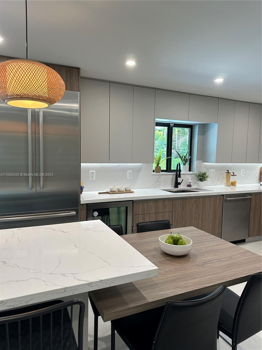 B-R SUB - Residential