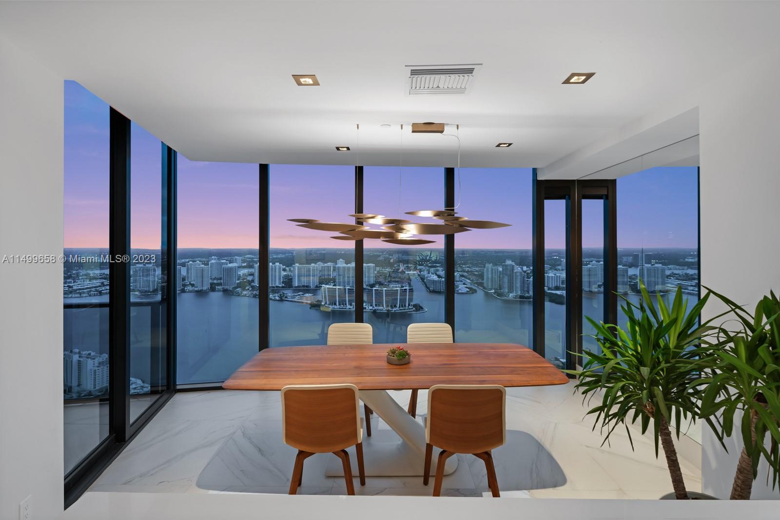 18555 COLLINS AVENUE COND - Residential