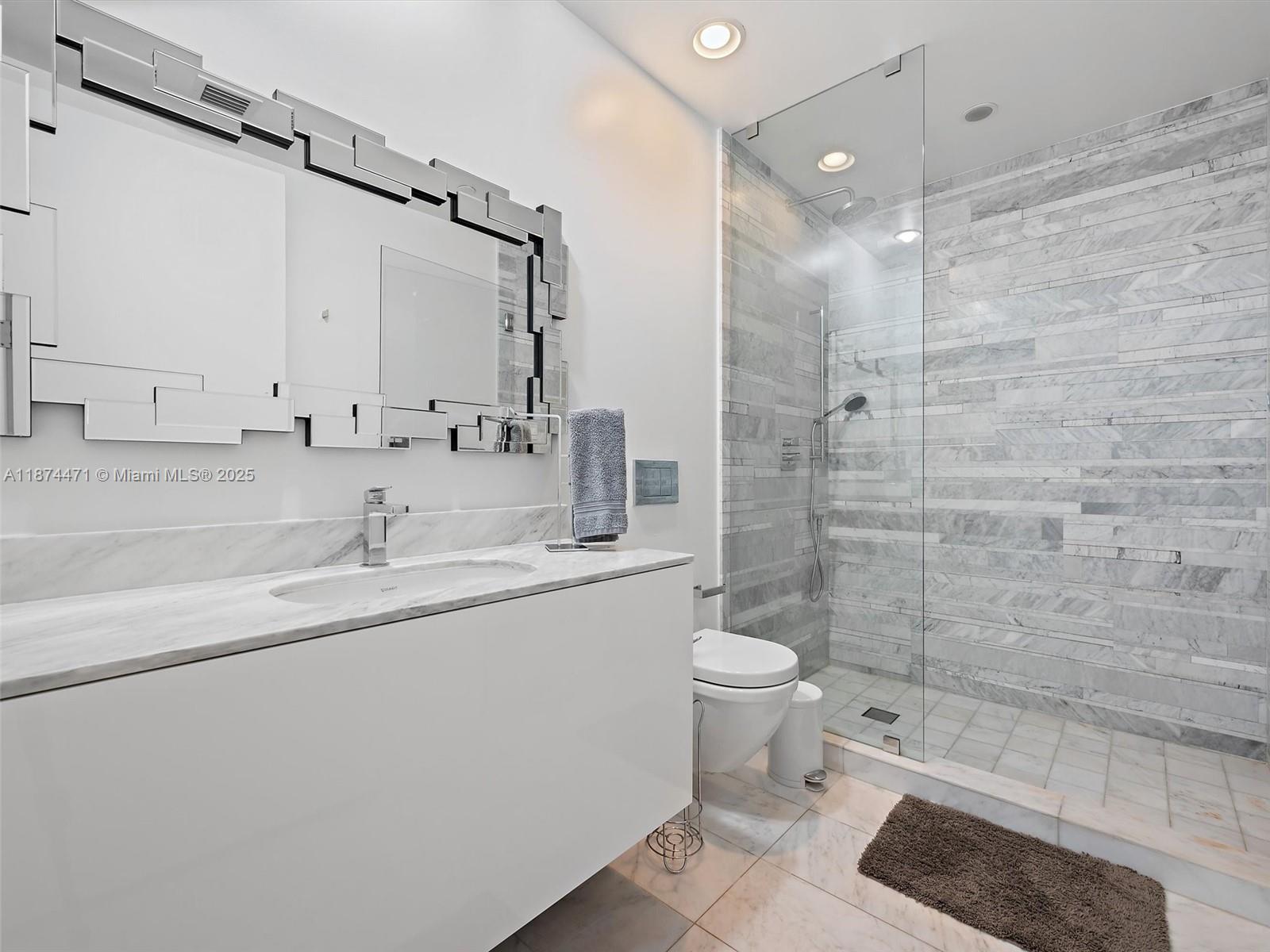 OCEANA BAL HARBOUR CONDO - Residential Lease