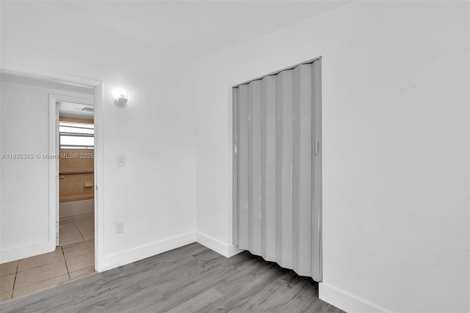 BOULEVARD GARDENS - Residential Lease