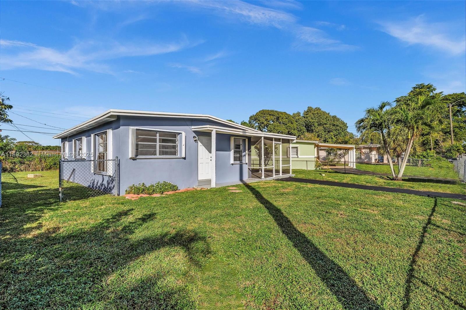 BOULEVARD GARDENS - Residential Lease