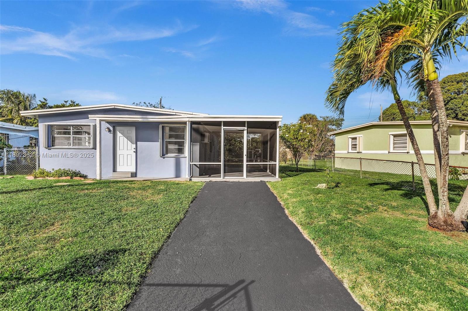 BOULEVARD GARDENS - Residential Lease