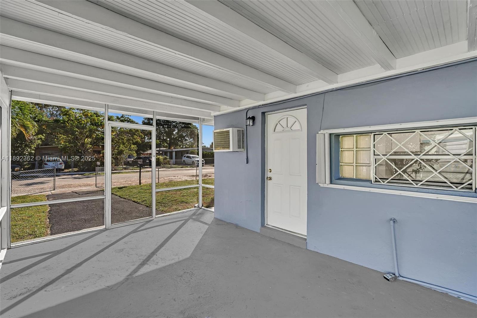 BOULEVARD GARDENS - Residential Lease