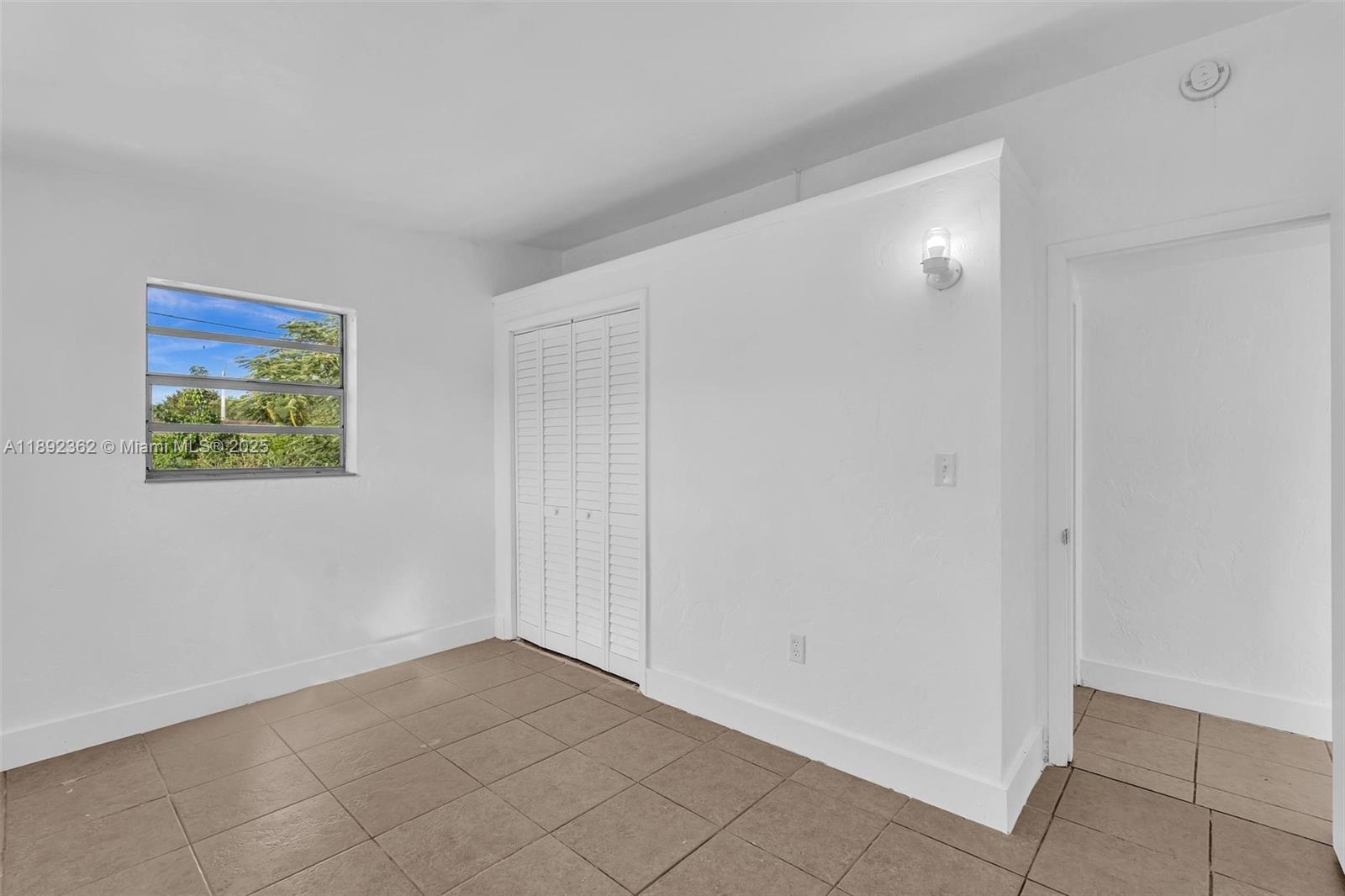 BOULEVARD GARDENS - Residential Lease