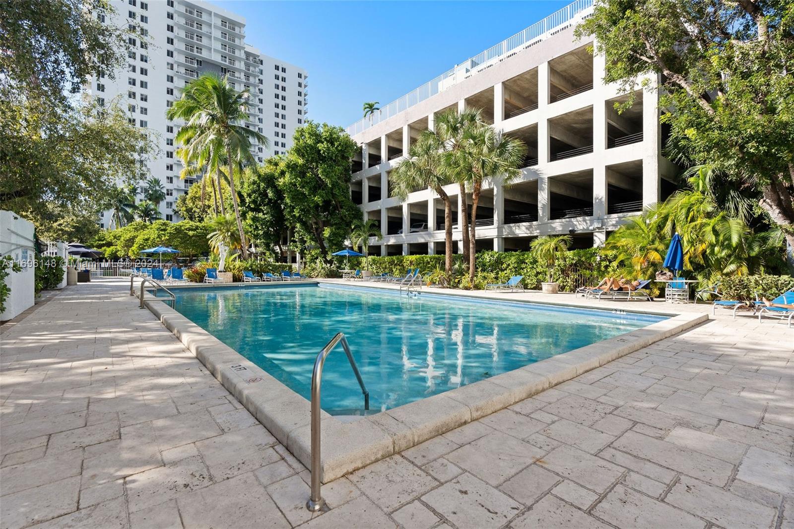 MADISON DOWNTOWN CONDO - Residential