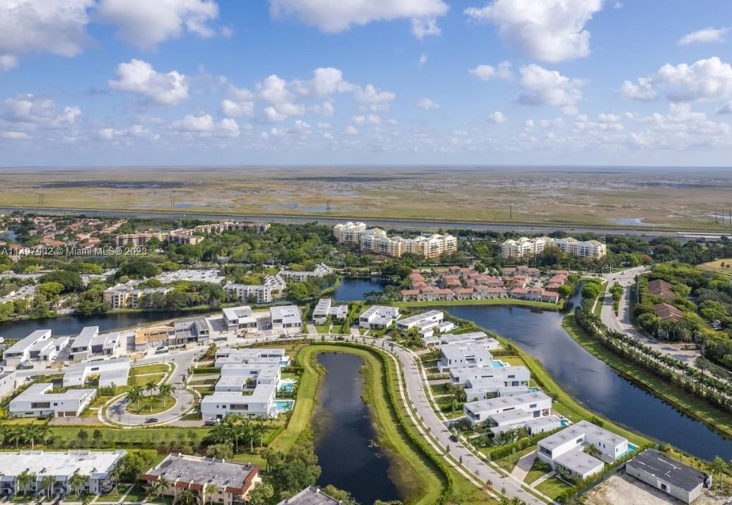 WESTON ESTATES - Residential