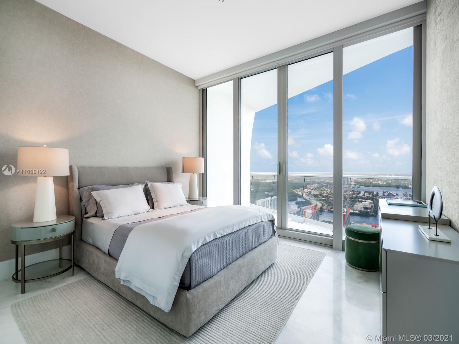JADE SIGNATURE CONDO - Residential
