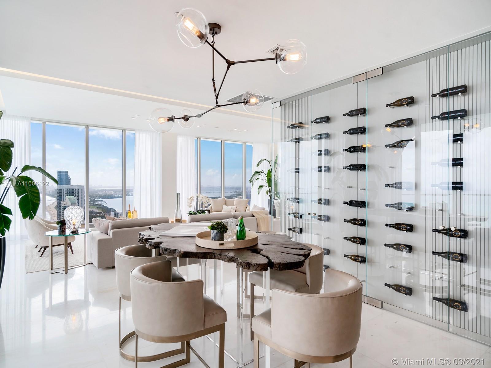 JADE SIGNATURE CONDO - Residential