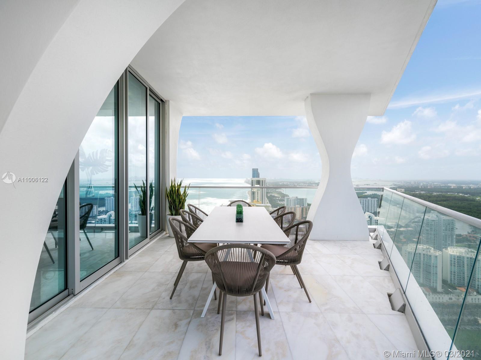 JADE SIGNATURE CONDO - Residential