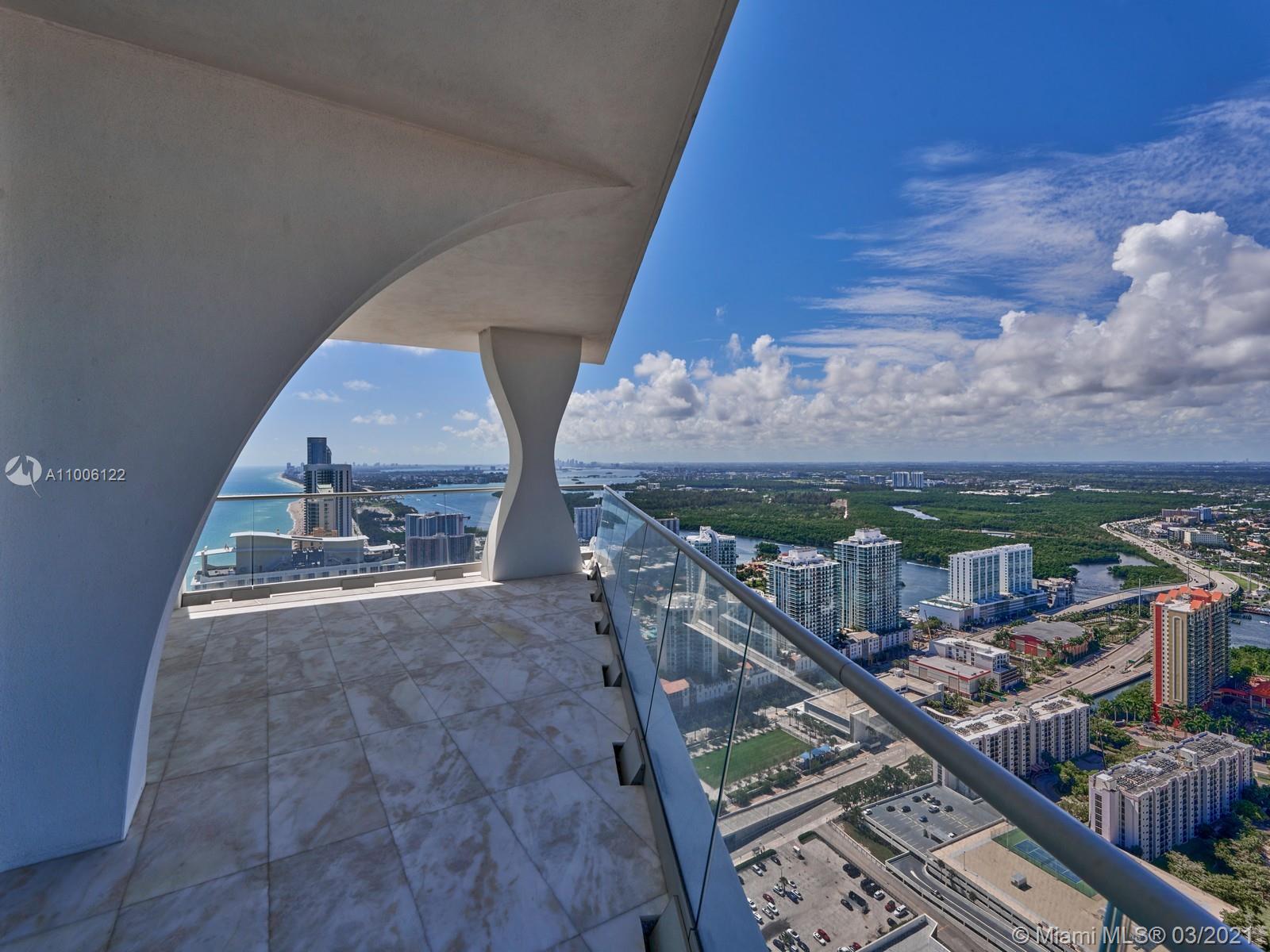 JADE SIGNATURE CONDO - Residential