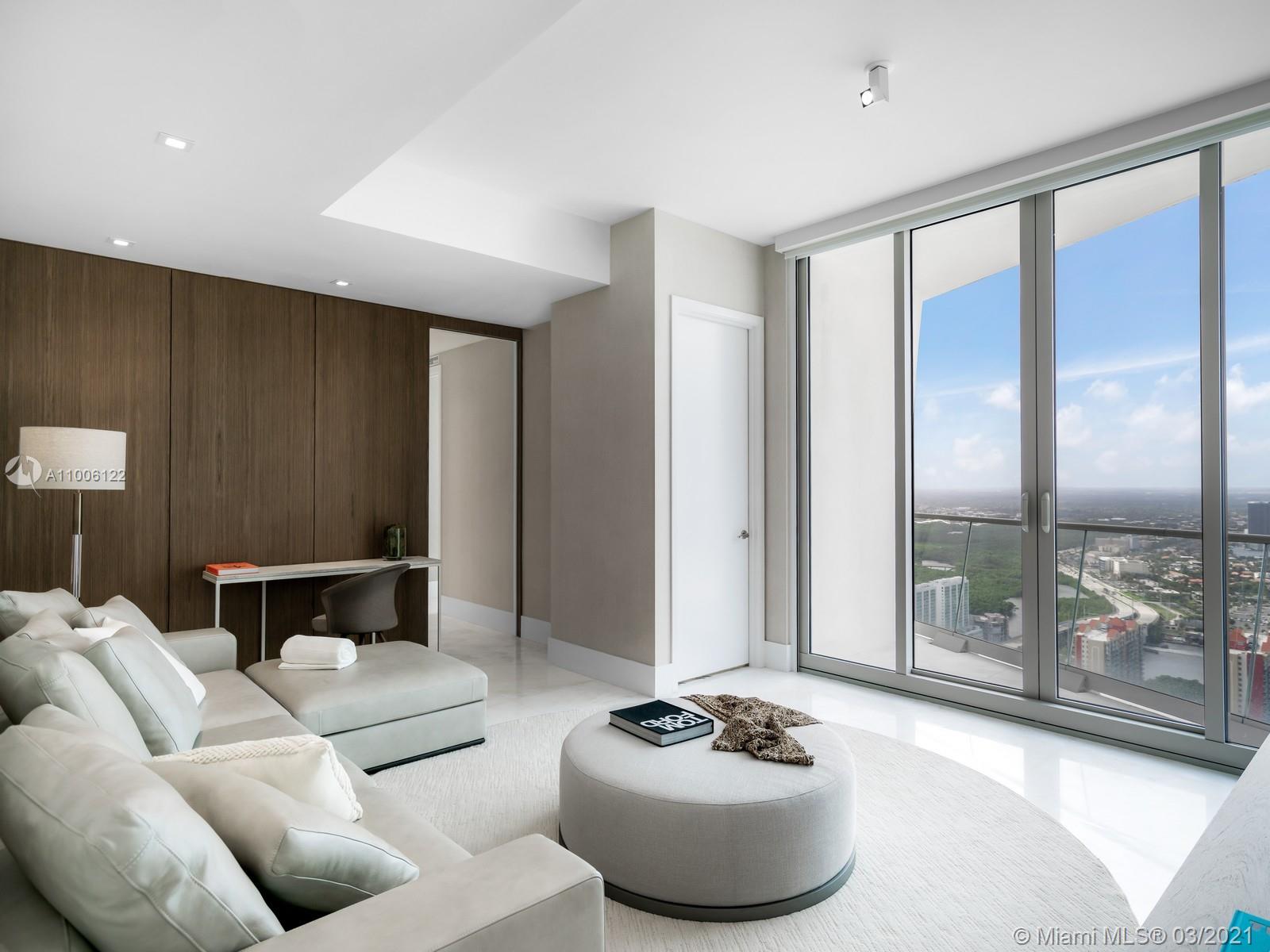 JADE SIGNATURE CONDO - Residential