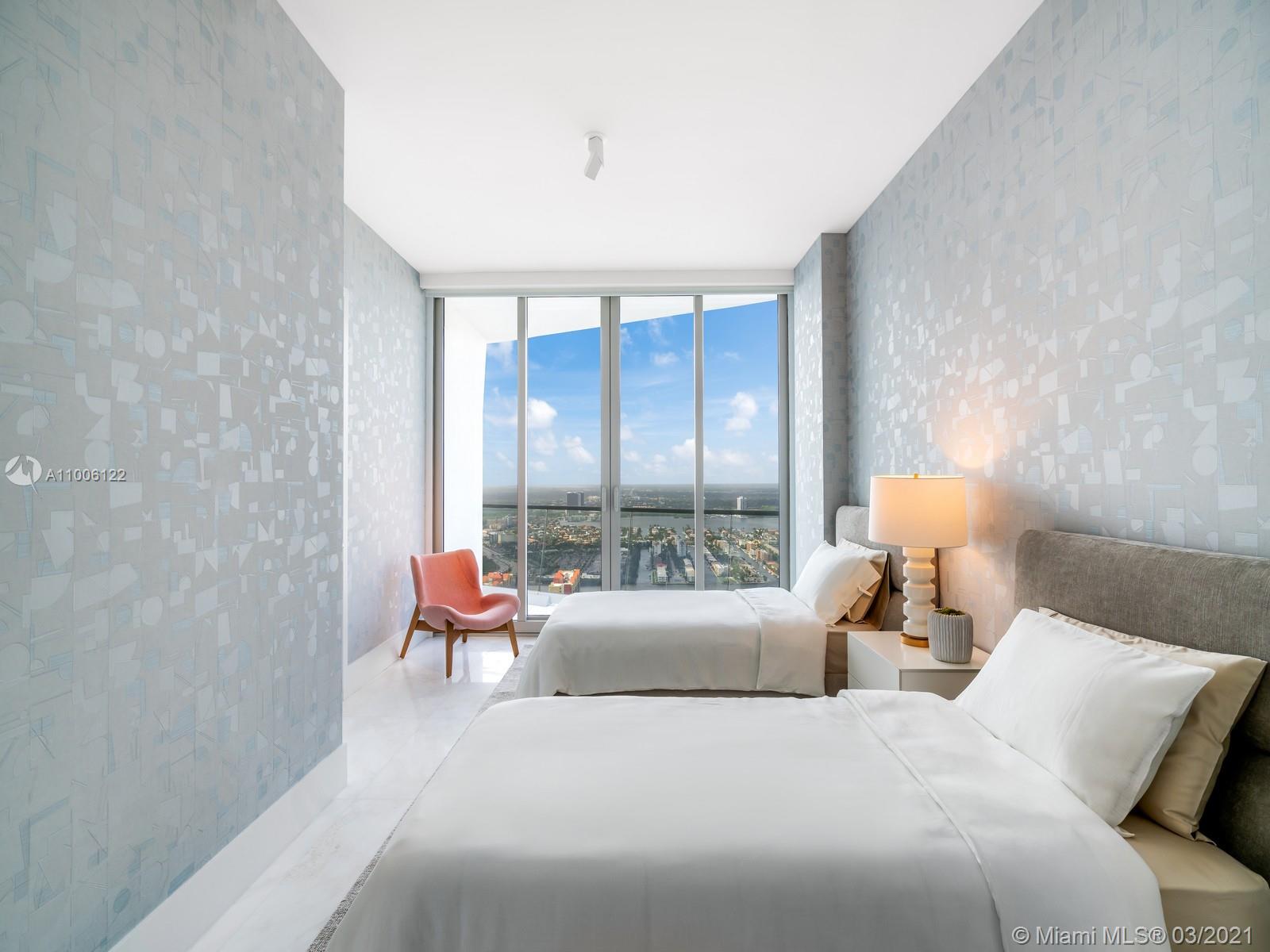 JADE SIGNATURE CONDO - Residential