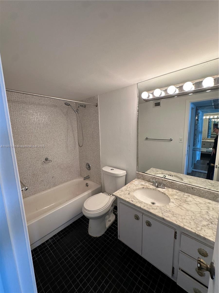 ROYAL EMBASSY CONDO - Residential Lease