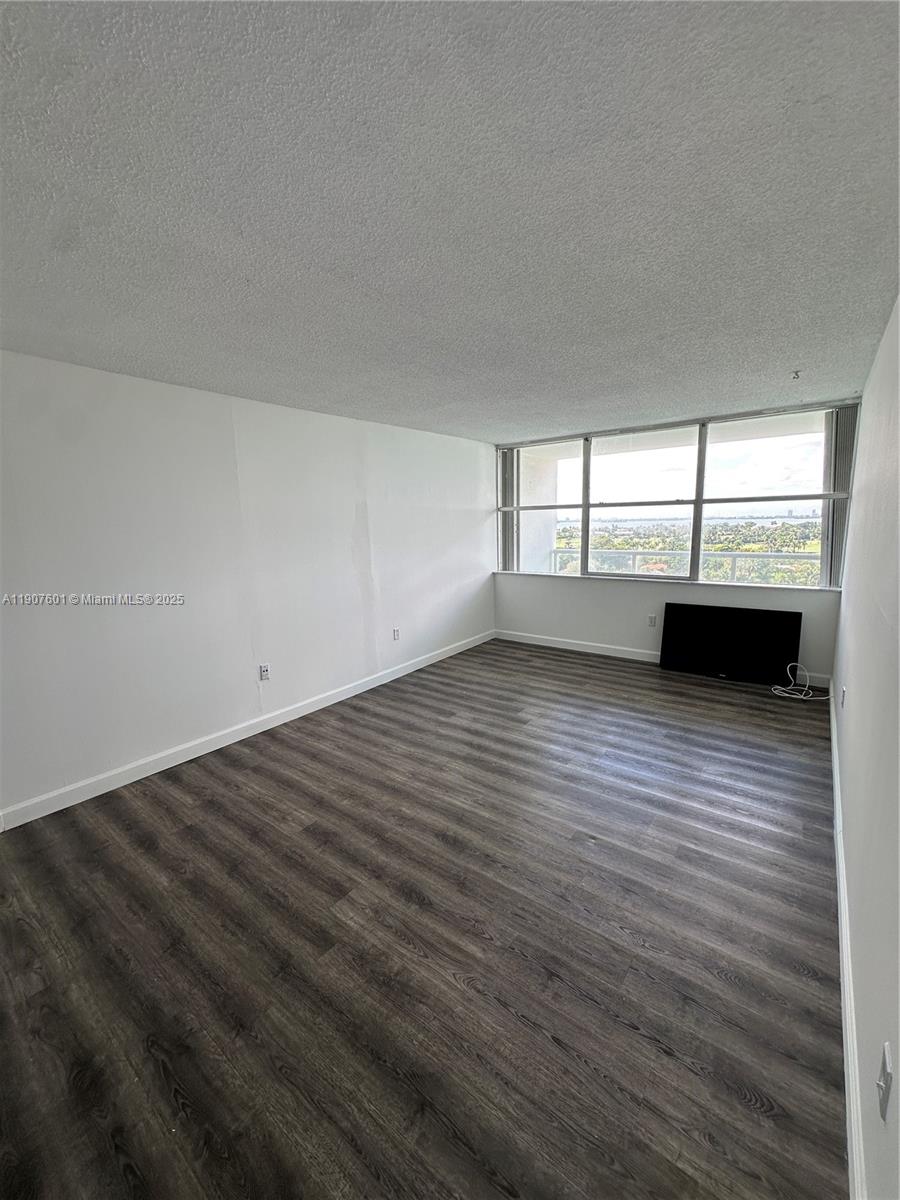 ROYAL EMBASSY CONDO - Residential Lease