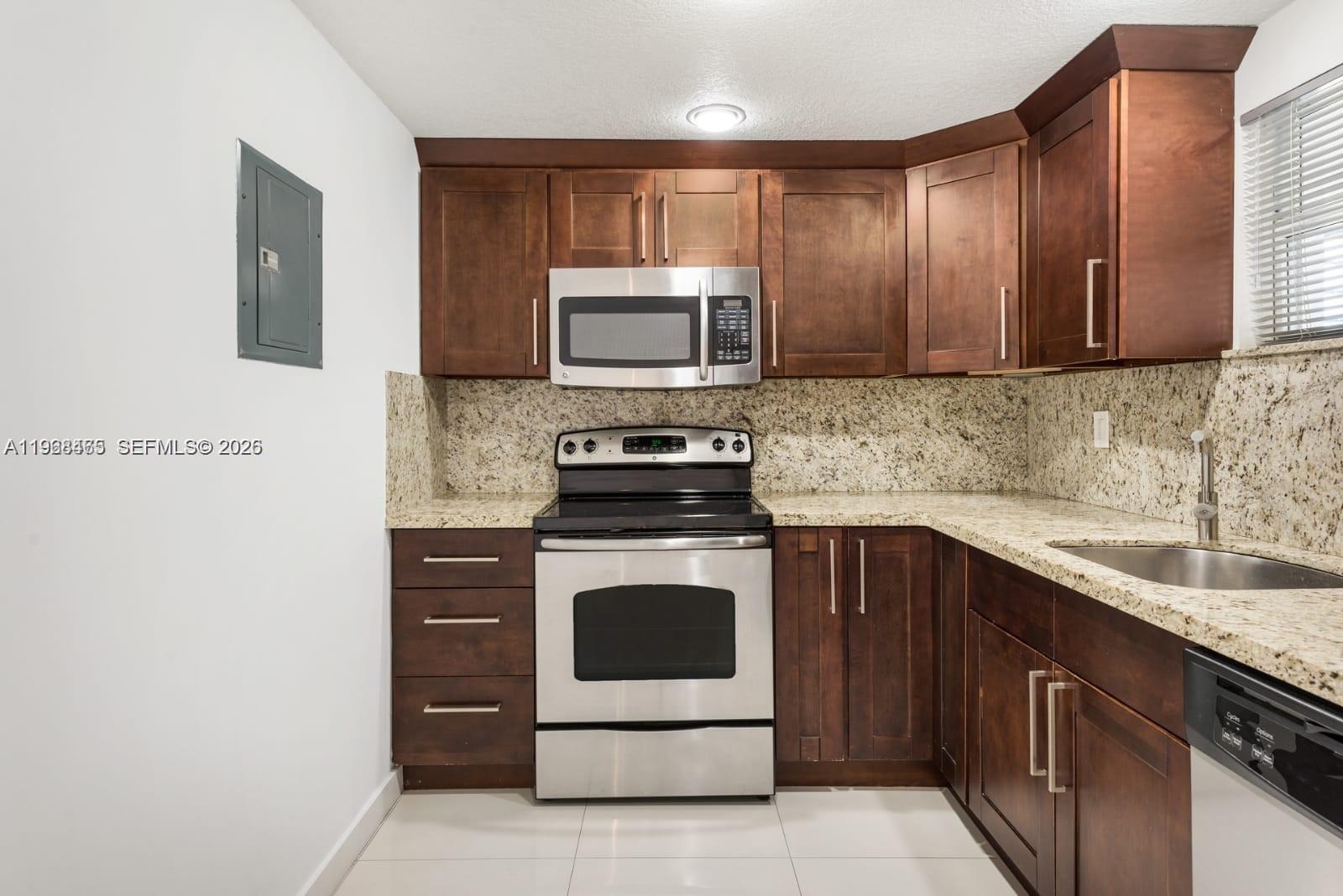 INWOOD A SUB - Residential Lease