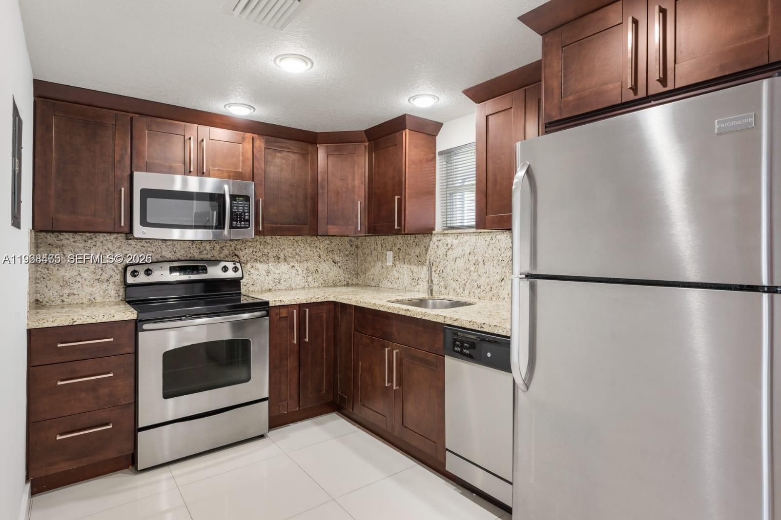 INWOOD A SUB - Residential Lease