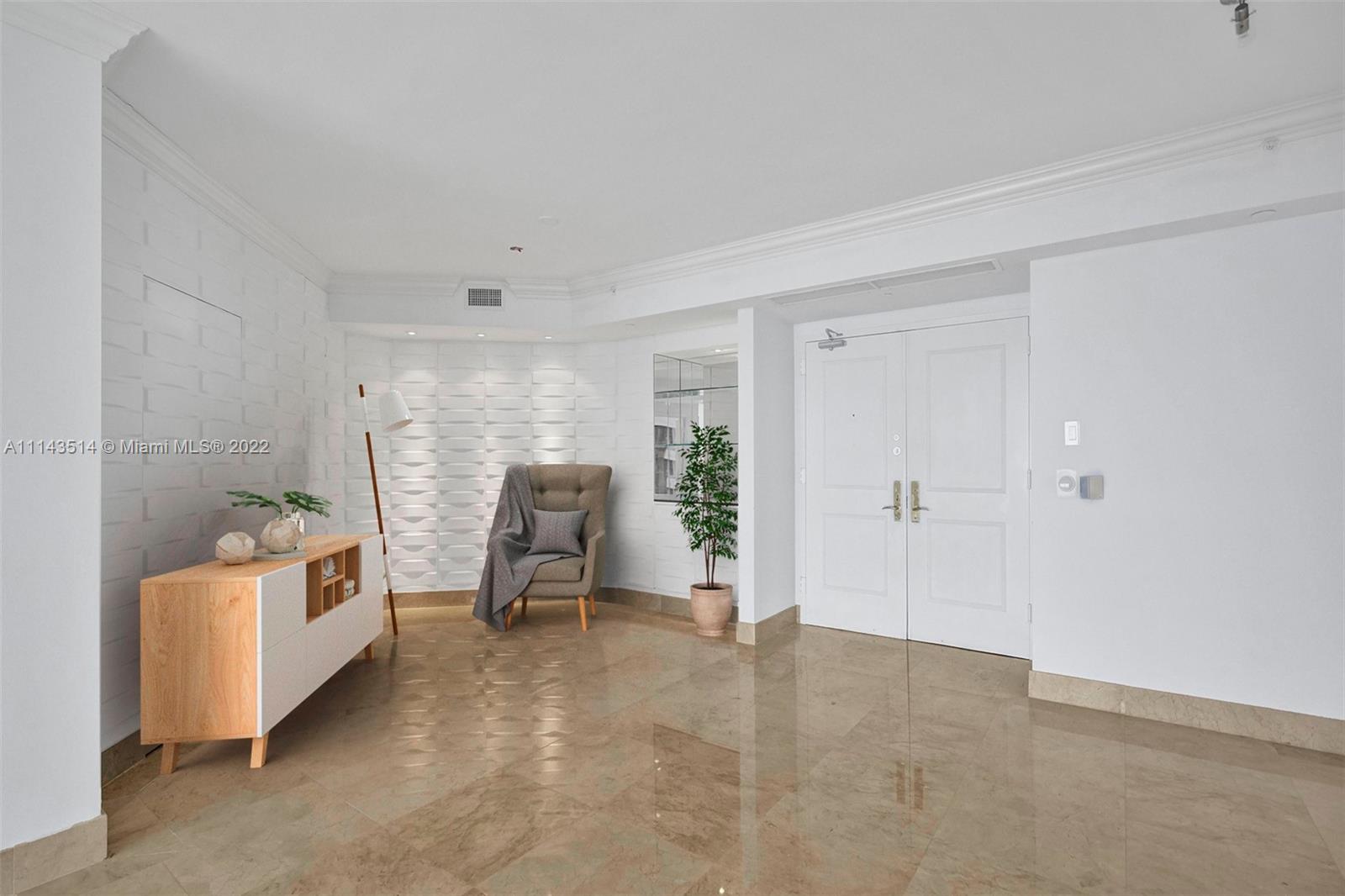 BLUE DIAMOND CONDO - Residential