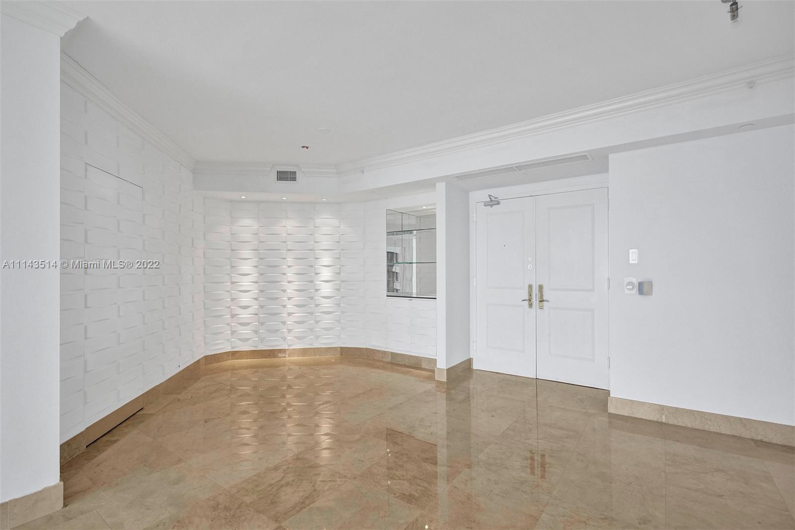BLUE DIAMOND CONDO - Residential