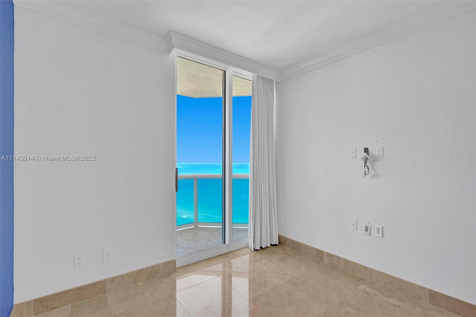 BLUE DIAMOND CONDO - Residential