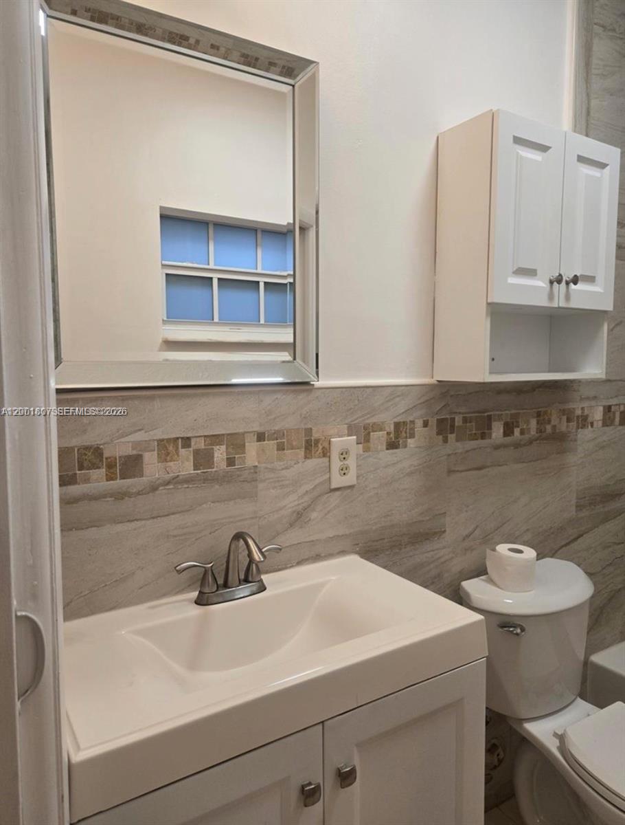 1ST ADDN TO PINEWOOD PARK - Residential Lease