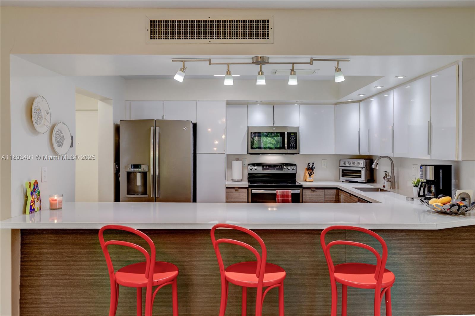 OCEAN VILLAGE CONDO - Residential Lease