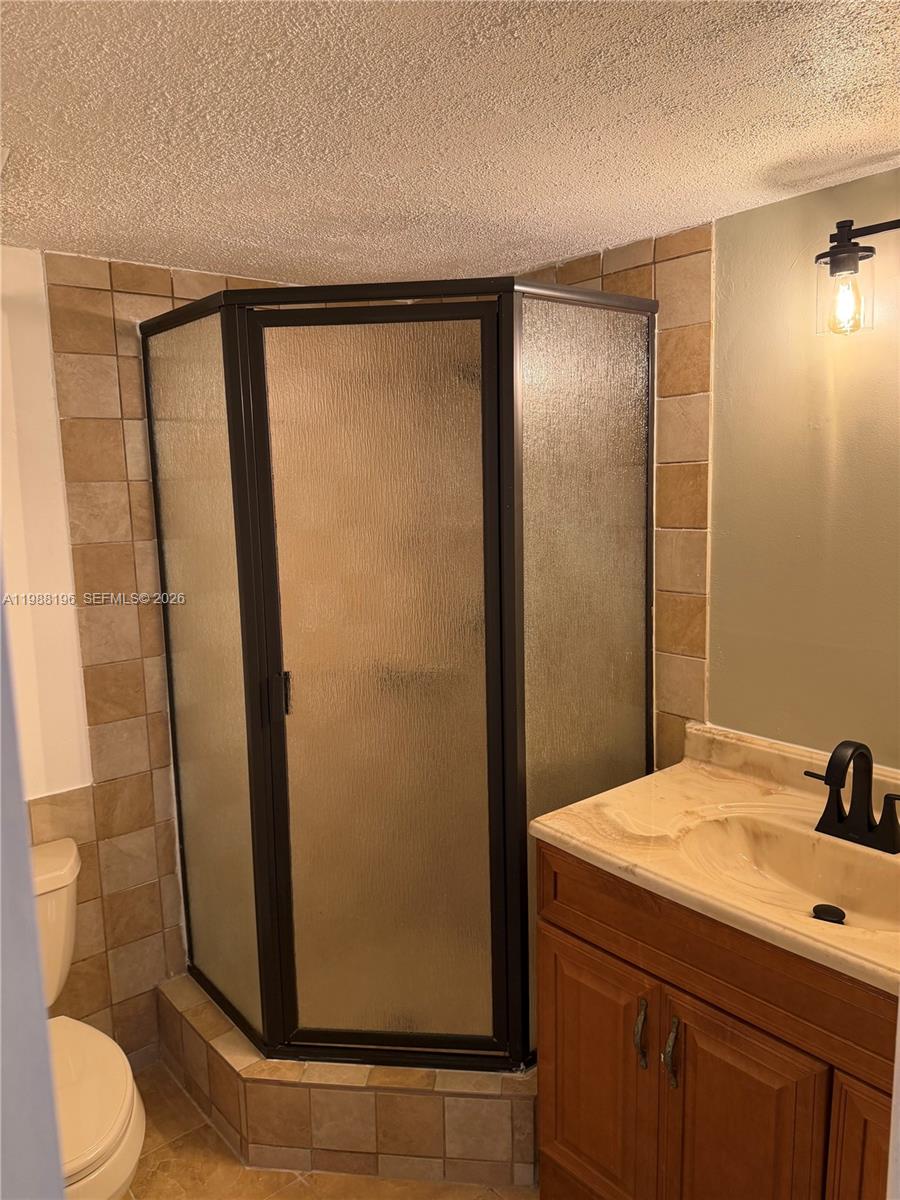 ISLE OF SANDALFOOT CONDO - Residential Lease